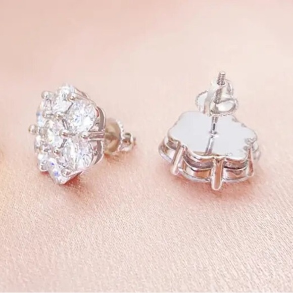 7ct total moissanite earrings 3.5ct each earring - Picture 9 of 10